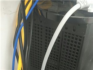 工作室出售游戏服务器
z8主板 cpu5606 内存16g 硬盘120g固态3个 500w电源带五...